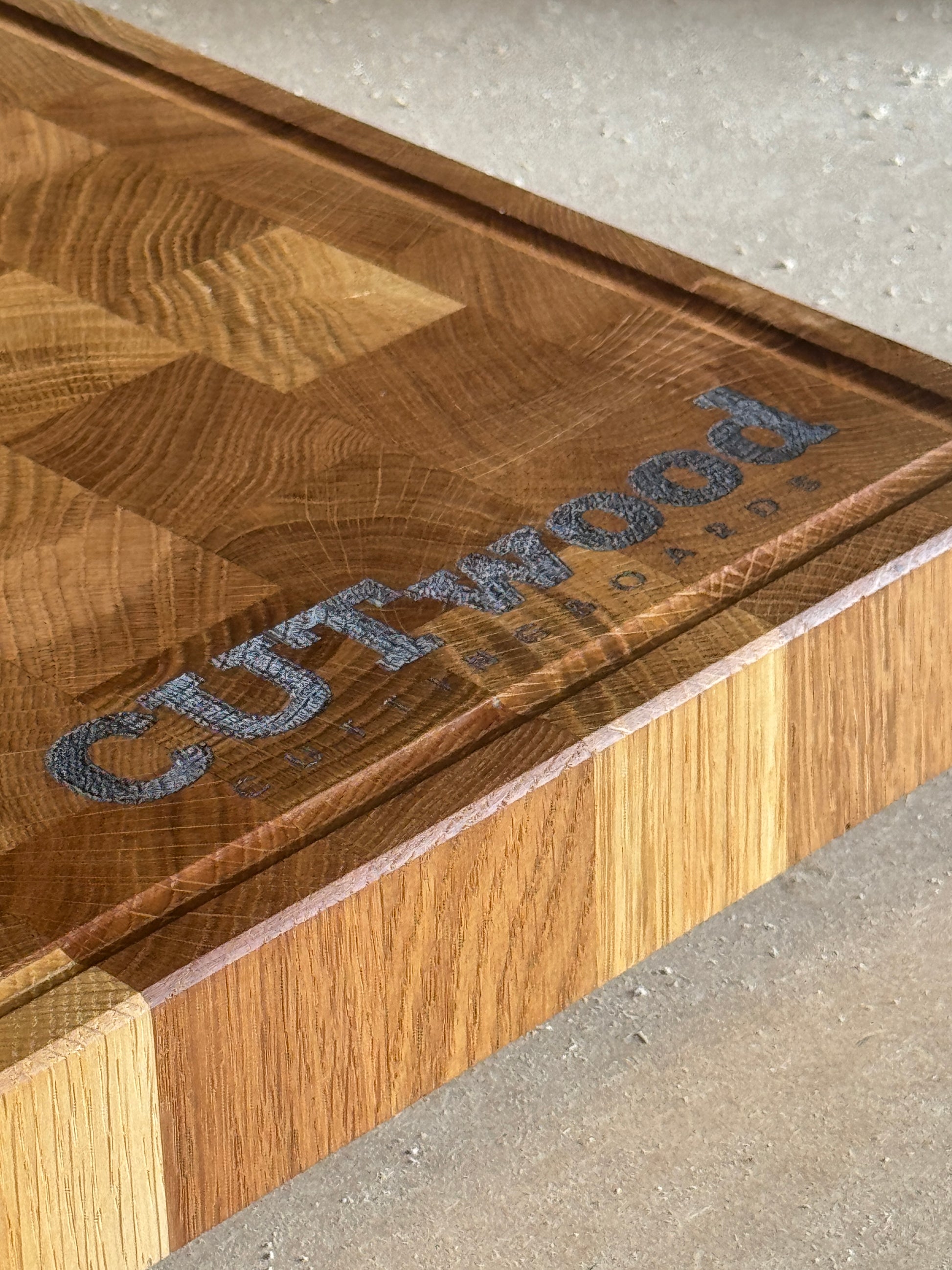 CUTwood Eiche Schneidebrett